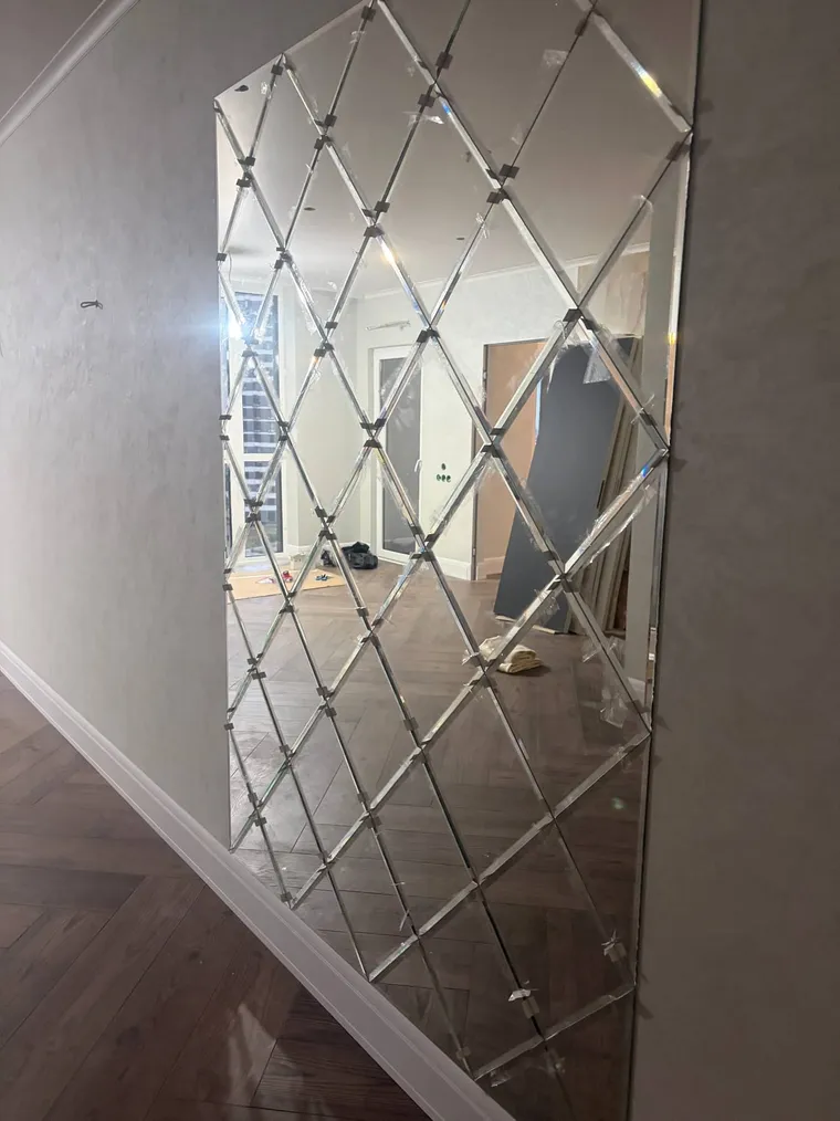 Lux Dzerkalo — 14